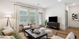 The Isley at Windsor Hill Gallery 20