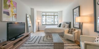 600 Washington Gallery 14