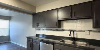 Remington On Rockville Living Gallery 19