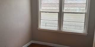 1809 Poplar Street Gallery 4