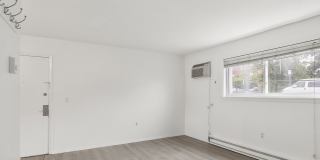 36 Woodbury Avenue Gallery 6