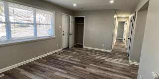 3 Bedroom Beautifully updated Ranch Gallery 6
