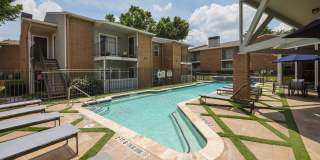 Deerwood Apartments Gallery 10