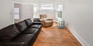 Inviting 4 Bed, 2 Bath in GU District! (GU Off-Campus Housing - Preleasing for June 2026) Gallery 7