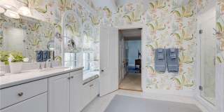 83 John Street Gallery 18