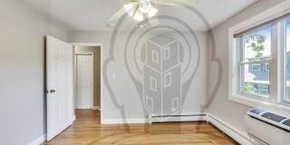 822 Seward Street Gallery 9