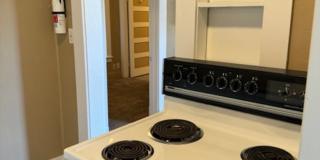 1114 W 8TH A&amp;B Gallery 20