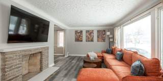 3 BED 2 BATH BEAUTIFUL SINGLE FAMILY HOME! Gallery 1