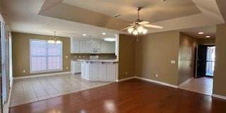 118 SW Lawrenceburg Ct Gallery 3