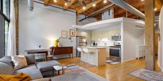 2210 West Wabansia Ave. Gallery 8