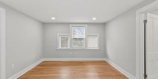 2978 Wardall Ave Gallery 32