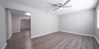 6040 Luna Drive Gallery 7