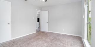 Top Location! Right in the heart of beautiful downtown Boerne! Gallery 33