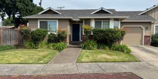 2 bedroom 1 bath duplex with garage! Gallery 1