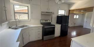 822 East Warren Avenue Gallery 3