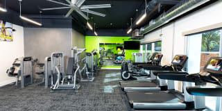 2000 Riverside Gallery 5