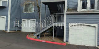 Great NW Portland Condo in Rock Creek ready for you! Gallery 1