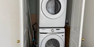 Fully Furnished & Newly Renovated 2 Bedroom Convenient to Moses Cone Hospital - Flexible Lease Terms Available! Gallery 14