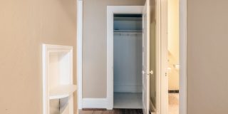 Carlyle Apartments Gallery 31