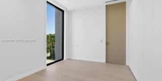 493 Holiday Dr #0 HALLANDALE BEACH, FL 33009 Gallery 44