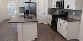 Beautiful 3 bedroom, 2 bathroom in Rio Rancho! Showings available NOW! Gallery 5