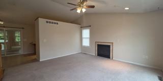 Gorgeous Corner lot Home for Rent! Gallery 7