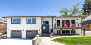 Exquisitely Renovated 4-Bedroom Oasis with Modern Upgrades Gallery 1