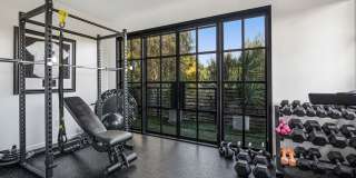 3159 Thatcher Ave Gallery 17