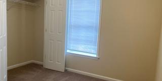 **LESS than 10 minute Drive from Fort Knox** Gallery 8