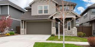 Spectacular home on Bend's Eastside Gallery 1