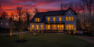 2424 CAREY Lane Gallery 1