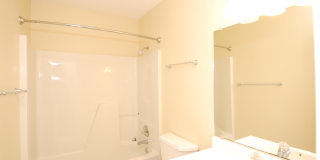 705 S Hughes Street Gallery 11