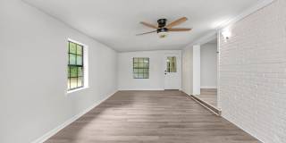 Beautifully Updated Home with a Versatile Florida Room & Spacious Backyard Gallery 10