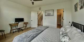 629 N Queen Street Gallery 39