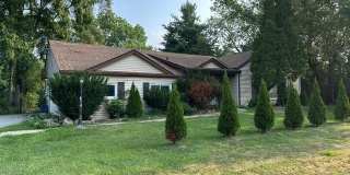 4510 W Maple Road Gallery 1