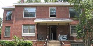 1 bedroom Downtown Apartment in Historic District Gallery 1