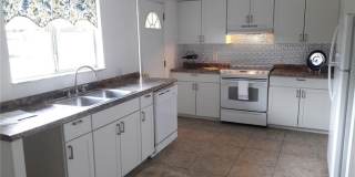 350 NE Granduer Avenue Gallery 8