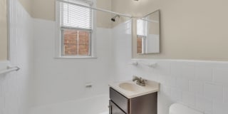 Panorama Courts Gallery 4