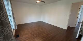 284 Hill Avenue Gallery 22
