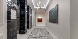 1010 Waugh Apartments Gallery 31