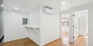 1223 SPRUCE Street Gallery 3