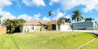 357 NE Gulfstream Ave Gallery 1