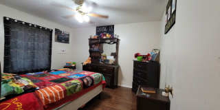 2/2 1 CAR GARAGE AND LARGE SHOP Gallery 6