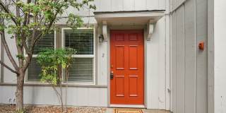 Two bedroom, 1.5 bathroom Ashland townhouse | Available now Gallery 1