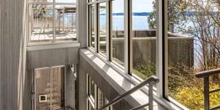 Architectural Seattle Masterpiece with Panoramic Water Views Gallery 35