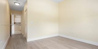 520 SE 5th Ave Gallery 17