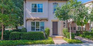 3BD/2.5BA/2Garage Two Story upgraded End Unit Condo Woodbury Irvine $4800 Gallery 1