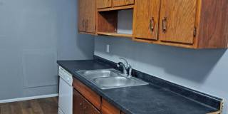 Heights Apartments - 5950 E River Rd Gallery 7