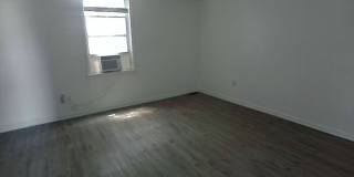 1061 West 33rd Street Gallery 8