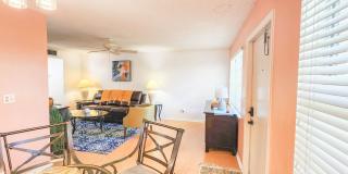 Coming Soon! Beautifully furnished 1 bedroom 1.5 bath condo Gallery 10